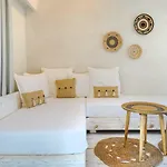 Aigaio Hotel *