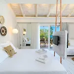Hotel Aigaio *
