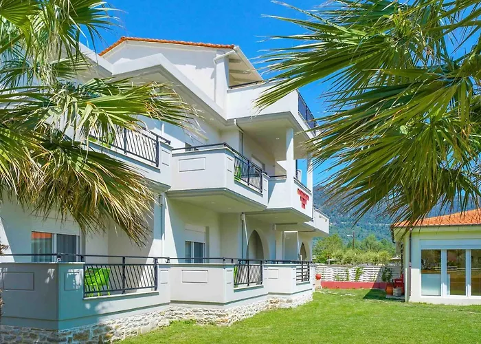 Aigaio Hotel *